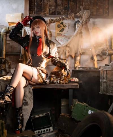  cosplay Rapi – NIKKE