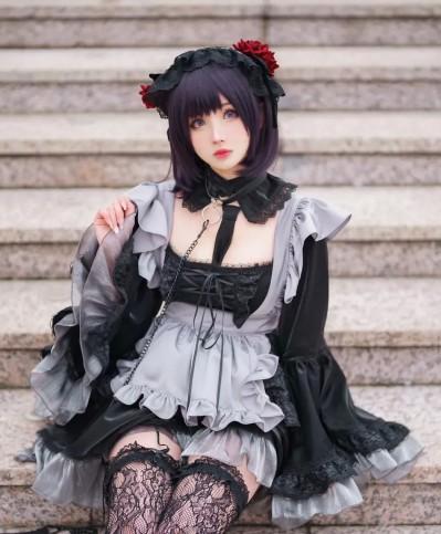 Rioko (凉凉子) cosplay Shizuku Kuroe – Sono Bisque Doll