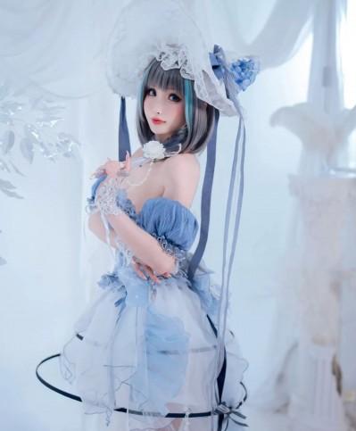 Rioko (凉凉子) cosplay Cheshire Ice Princess – Azur Lane